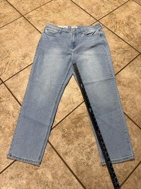 Seven7 Light Blue 90s Straight Leg Women's Jeans